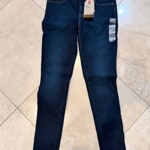 Levi's Women's Dark Blue Skinny Jeans